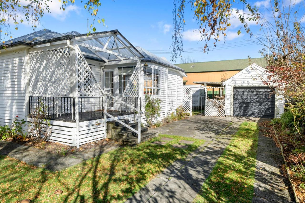 Centrally Located - Greytown Holiday Home Экстерьер фото